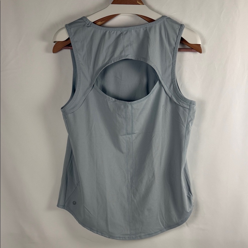 3-Pack Stylish Women's Activewear Tank Tops - Pink, Blue, and Gray - Picture 10 of 10